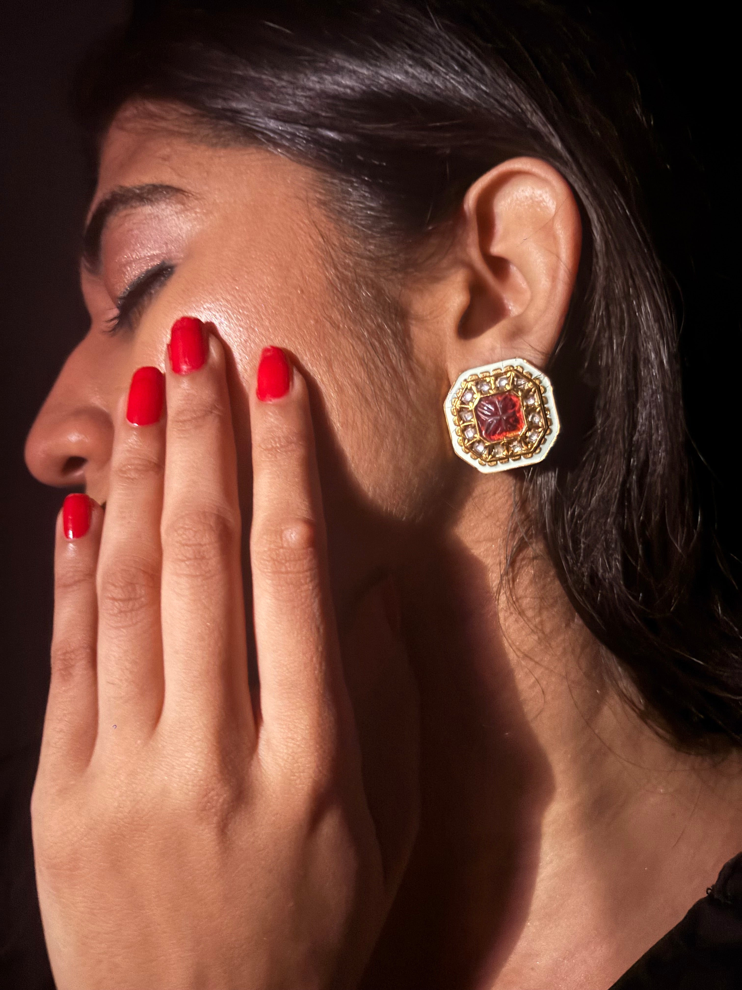 Lotus Studs