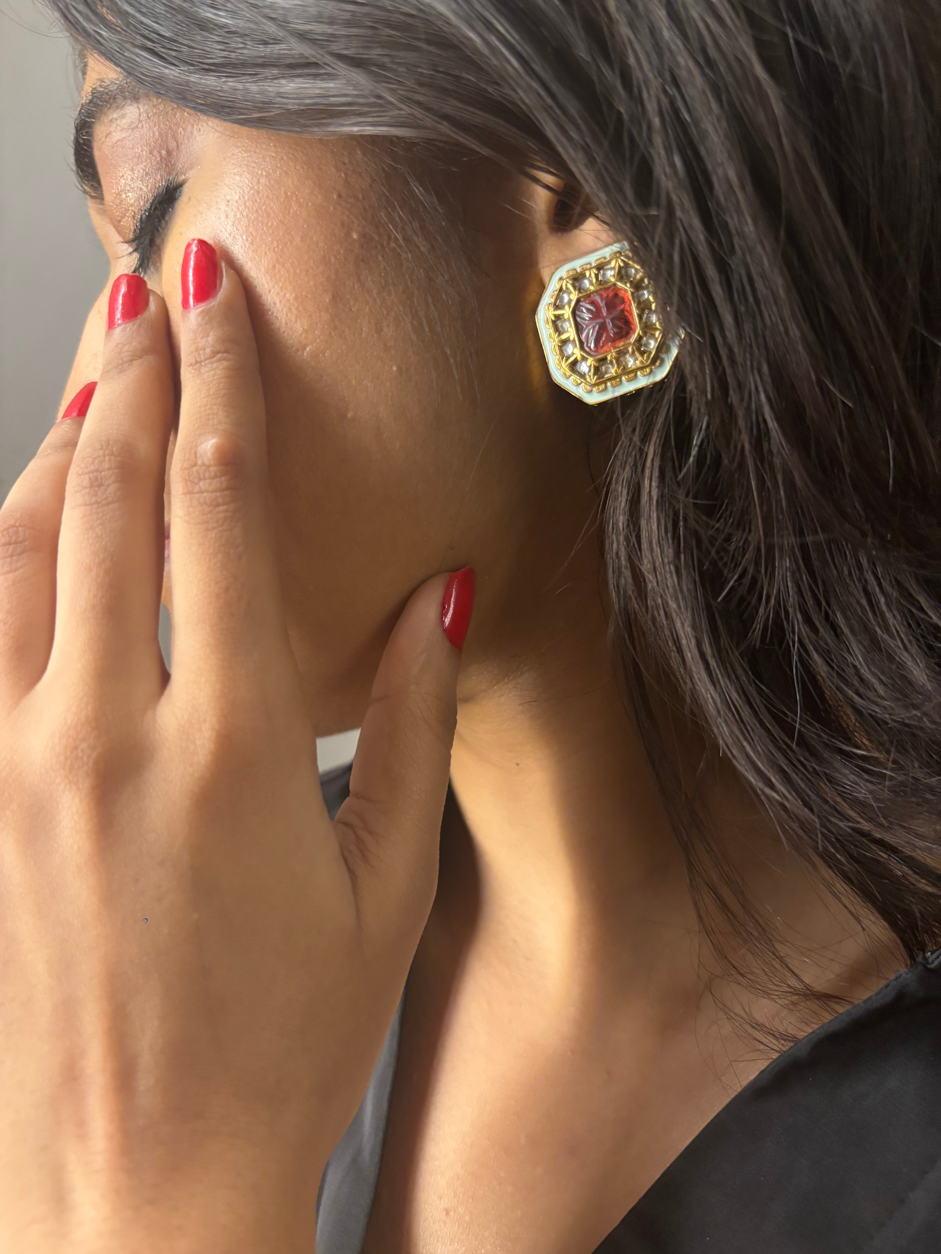 Lotus Studs